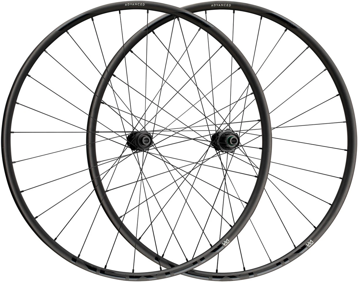 Newmen Juego De Ruedas Advanced SL X.R.25 FADE Disc Center Lock Carbon 28"